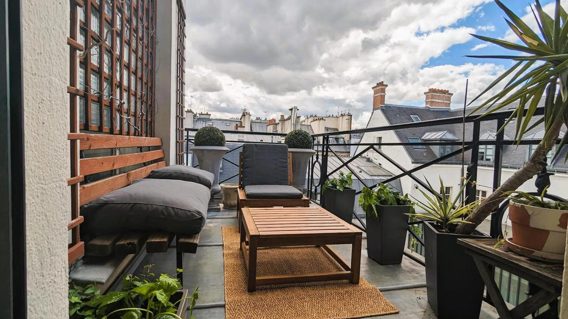 L'Appartement D'Henri - Place Vendome Paris Apartment